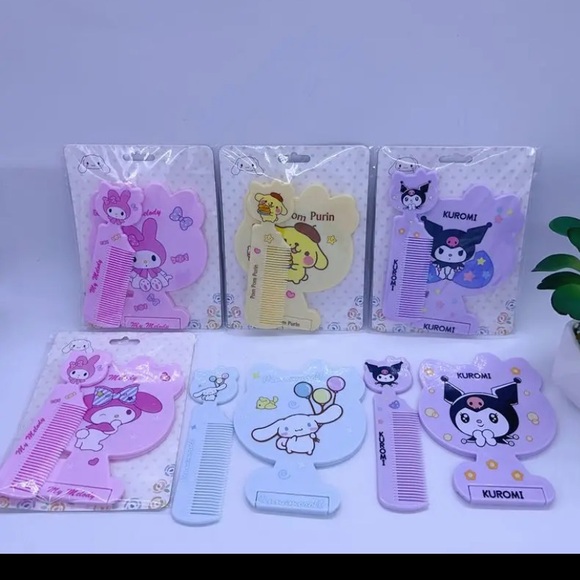Cartoon melody kuromi portable mirror mini comb girl kuromi Beauty comb fold - Picture 2 of 2